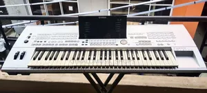 Uk Used Tyros2 Synth Keyboard
