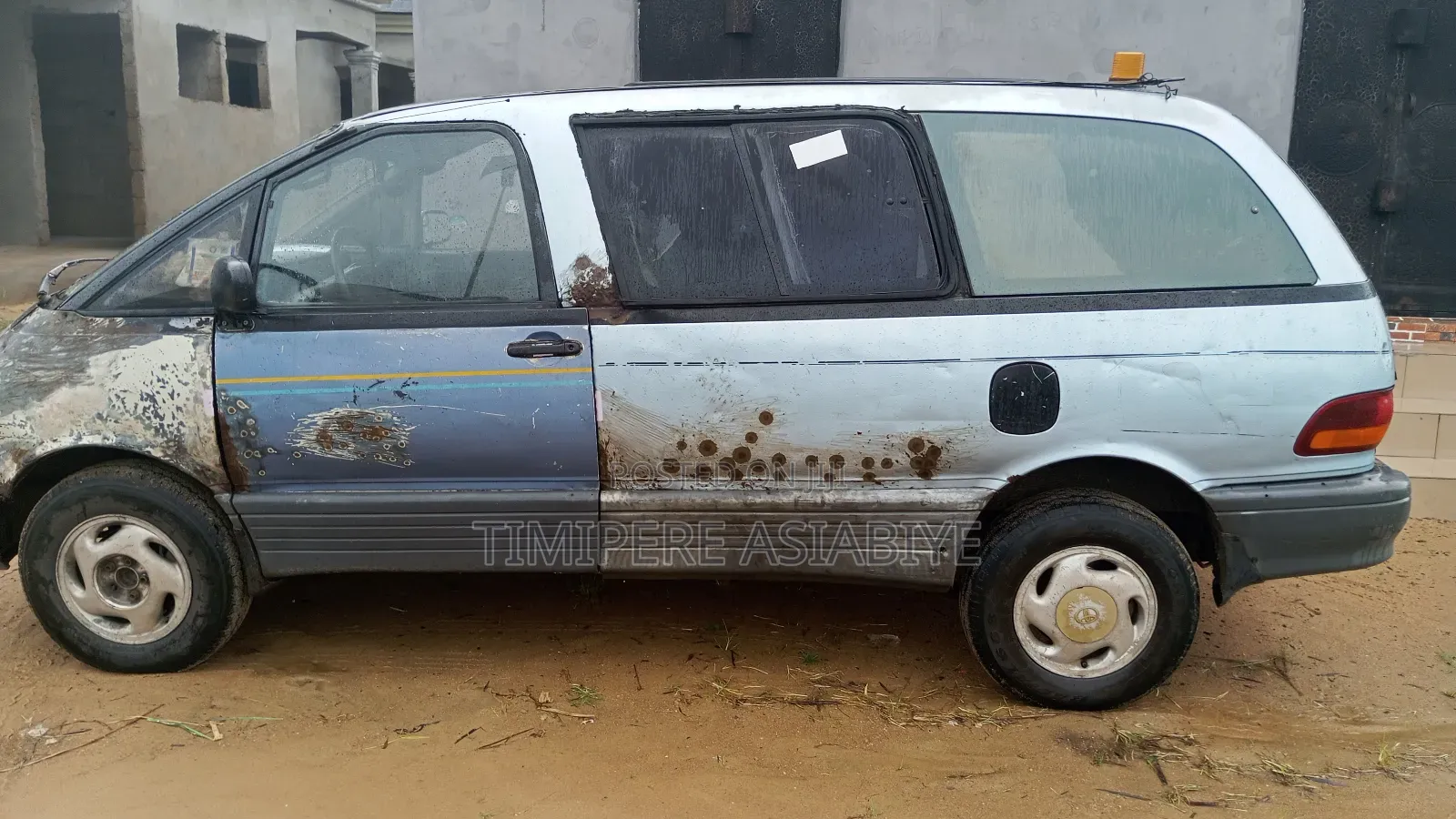 Toyota Previa 1993 Blue