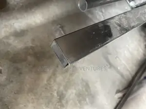 40 X 20 X2mm Thick Stainless Square / Rectangular Pipe