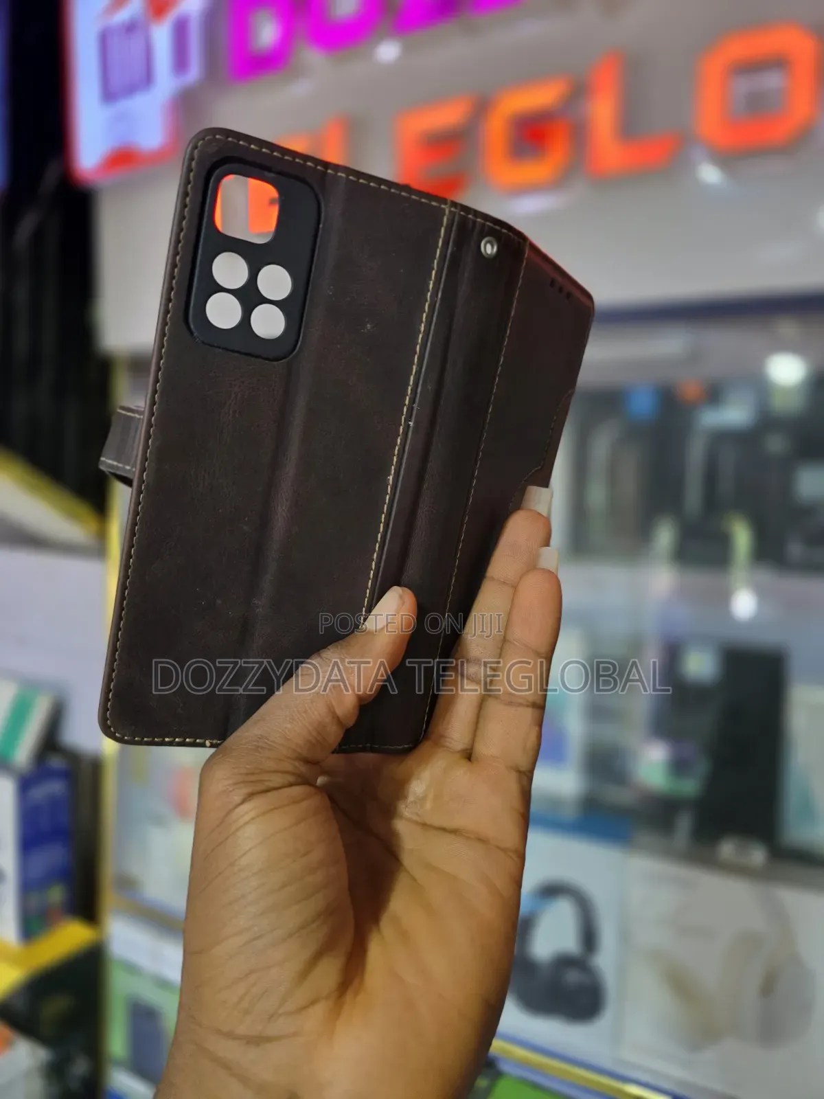 Redmi Note 11 Pro Plus Open and Close Case
