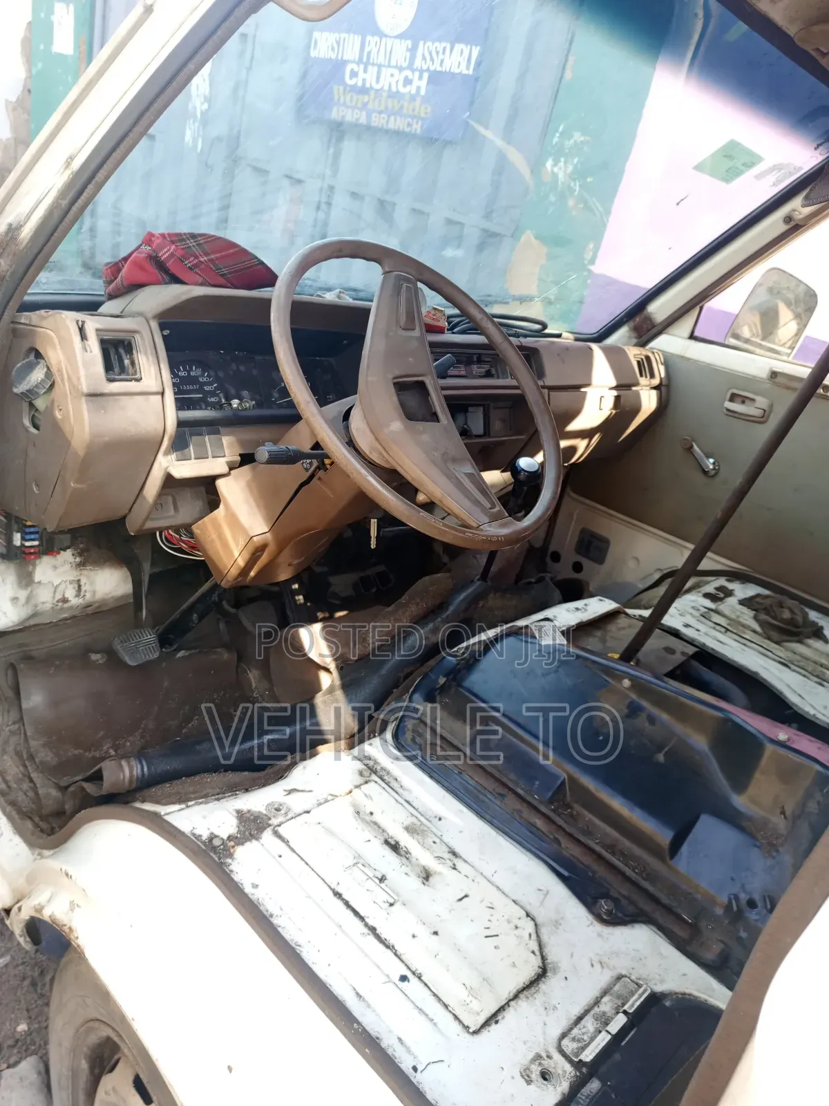 Nissan Vanette 1998 White