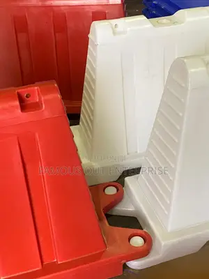 High-Quality Geepee Rubber Road Divider