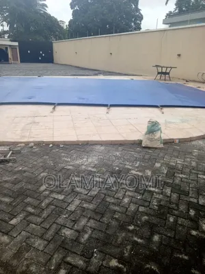 Rowling Pool Cover With Easy Opening