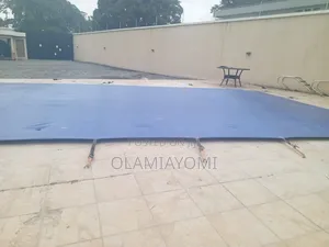 Rowling Pool Cover With Easy Opening