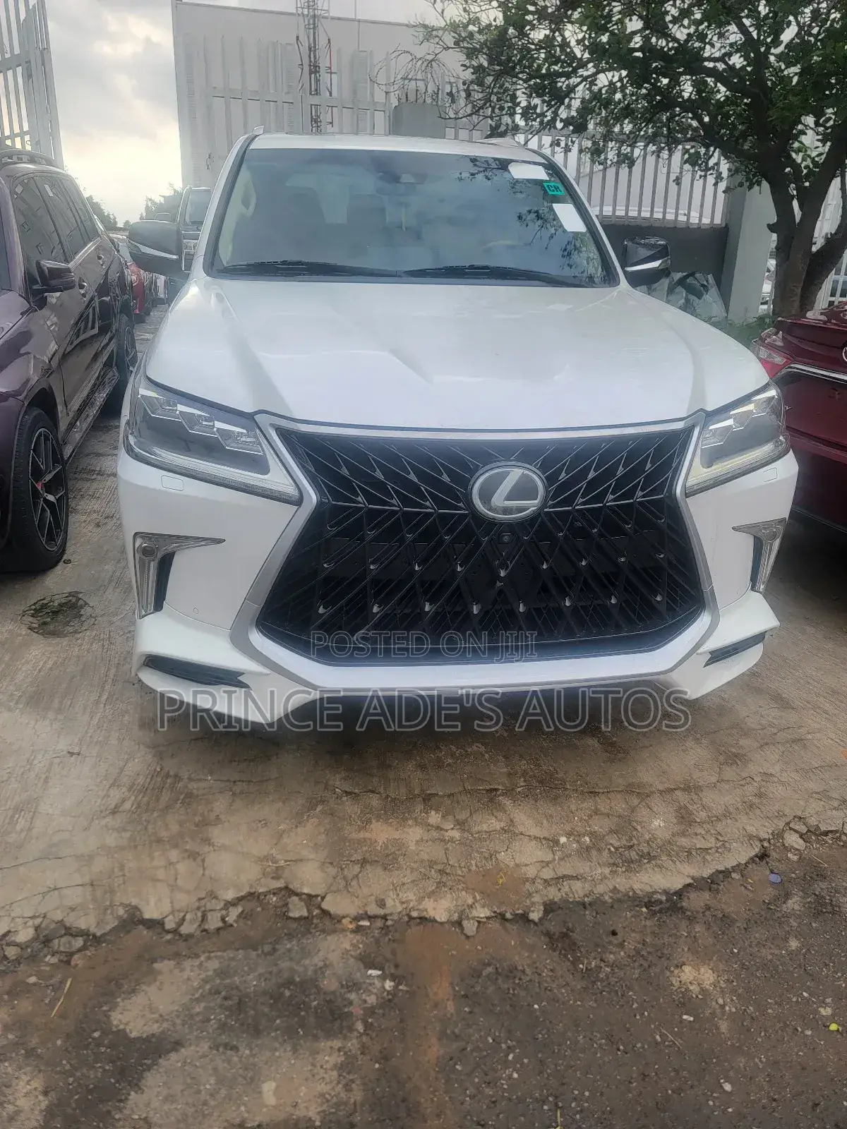 Lexus LX 2017 White