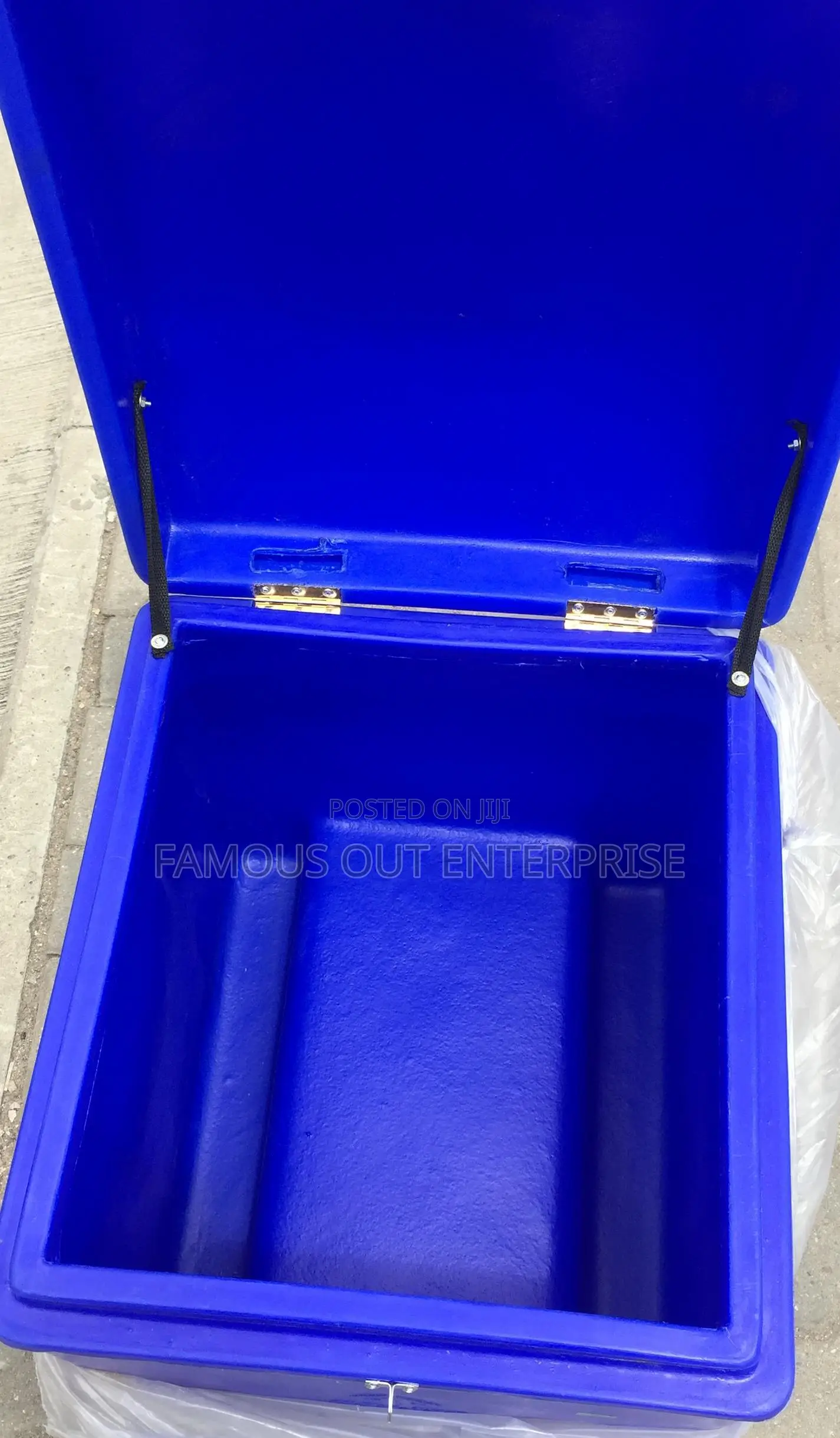 Durable Rubber Courier/Delivery Box