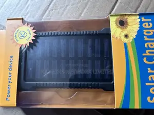 10,000 Mah Solar Power Bank