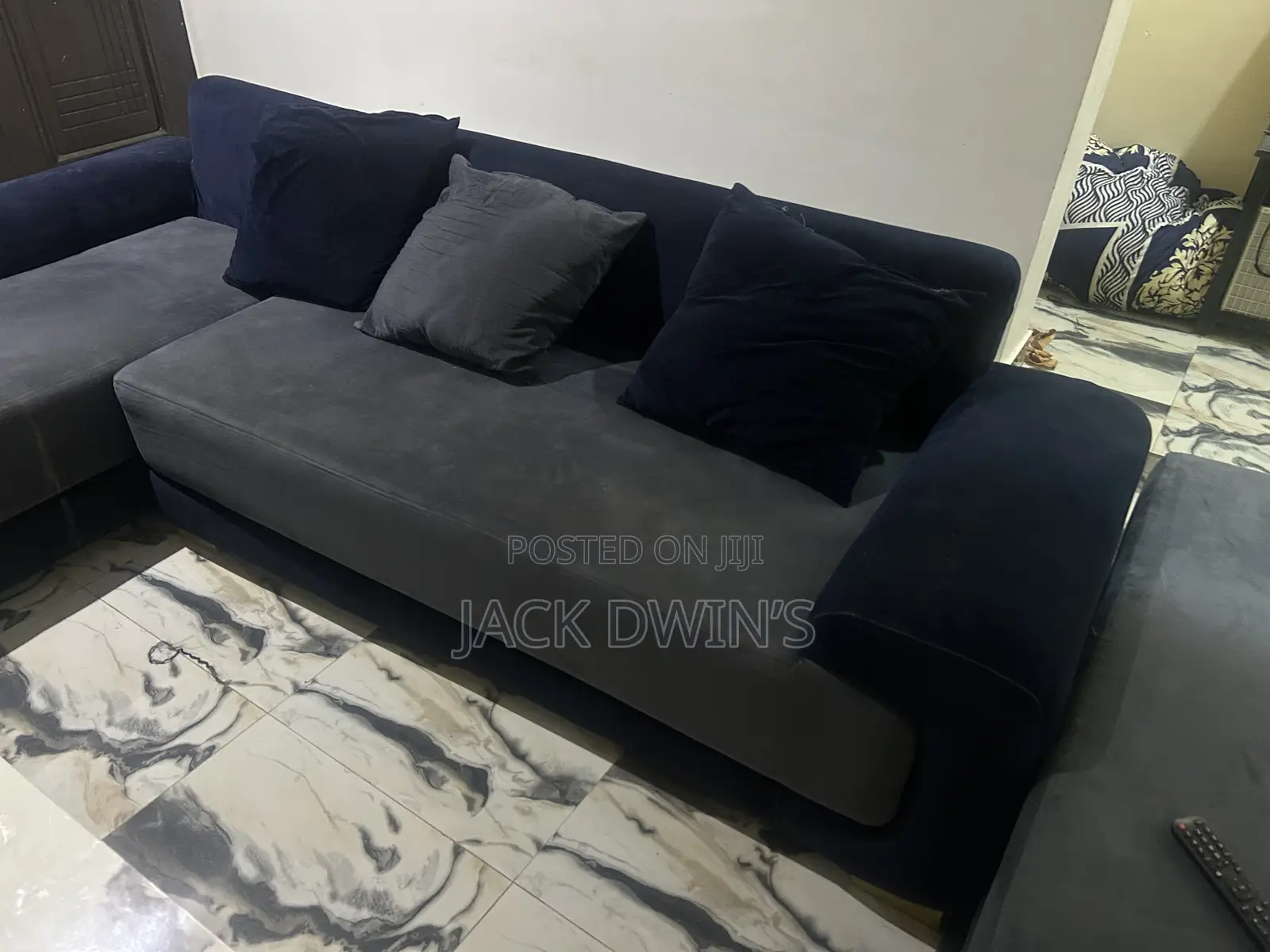 8 Seater L’ Shape Sofa Couch