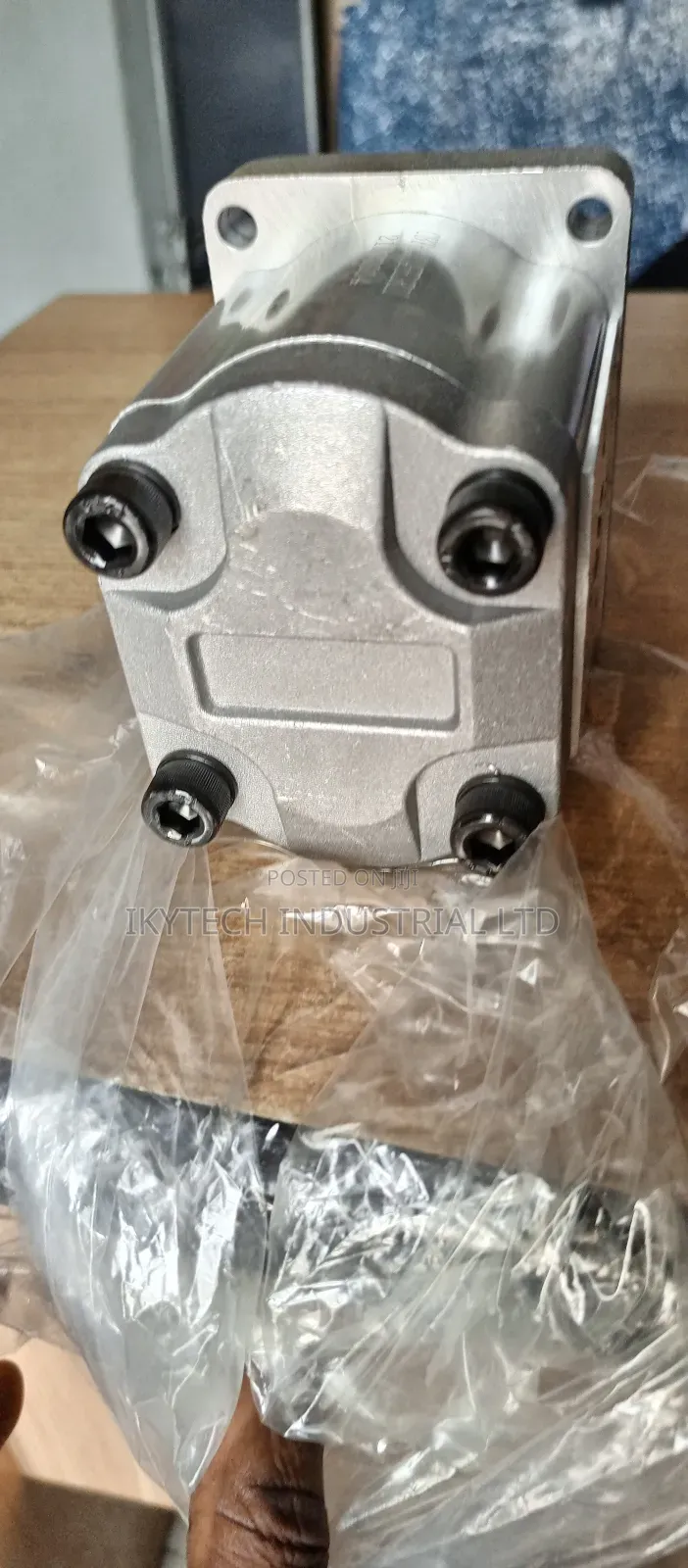 Hydraulic Pump Brand New
