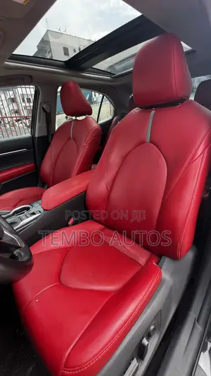 Toyota Camry XSE FWD (2.5L 4cyl 8AM) 2018 Black