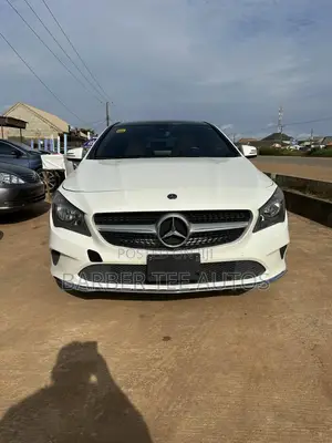 Mercedes-Benz CLA-Class CLA 250 4MATIC Sedan 2018 White