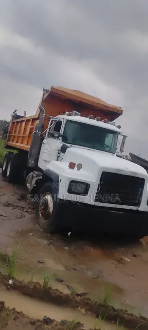Mack Truck