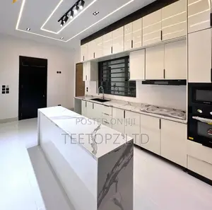 Luxurious Kitchen Cabinets