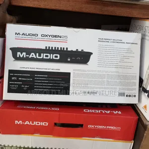 Professional Studio Midi Keyboard M Audio Oxygen 25