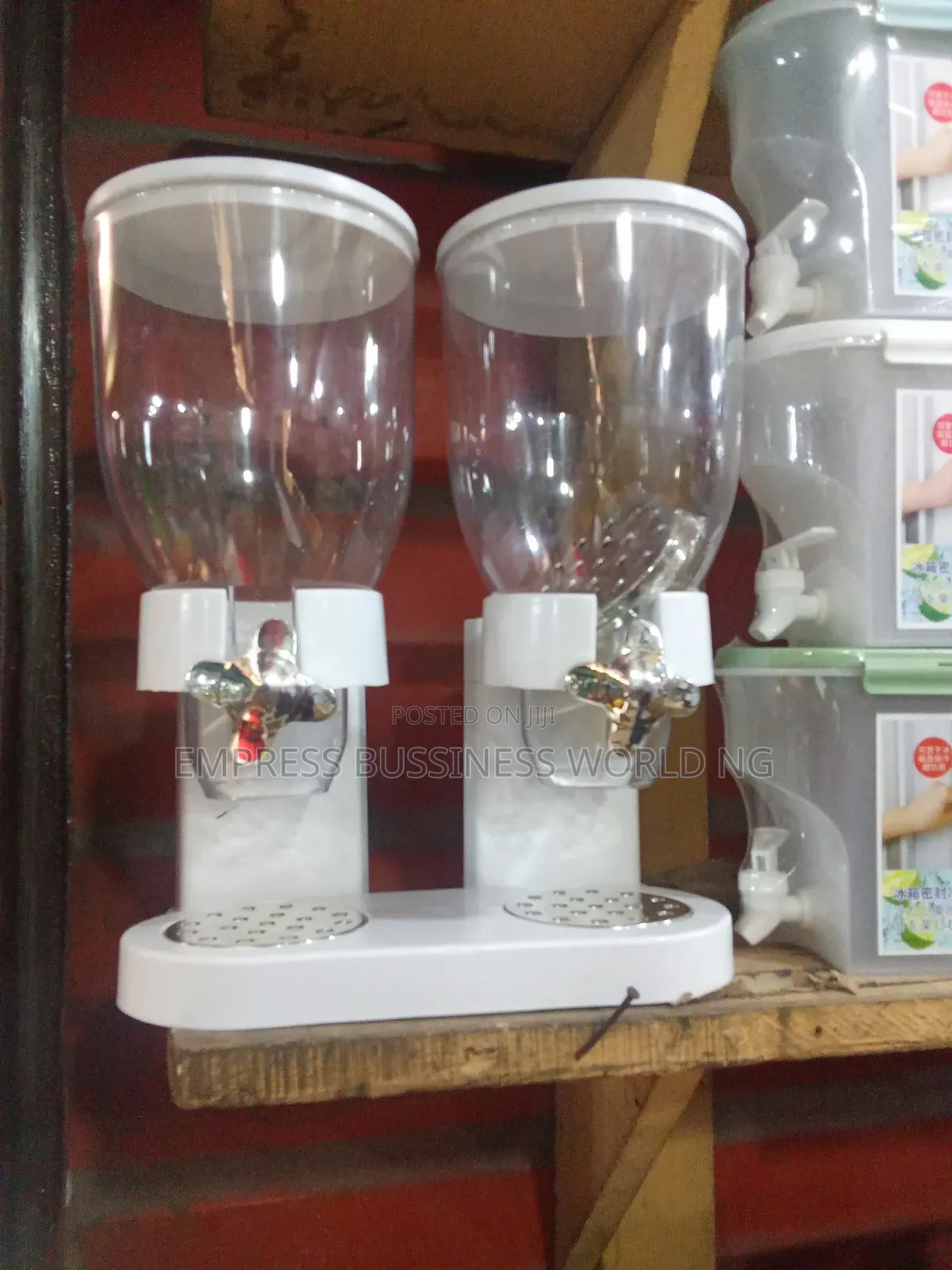 Multiple Layers Juice Dispenser