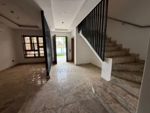 4bdrm Duplex in Wuye 2 Abuja for sale