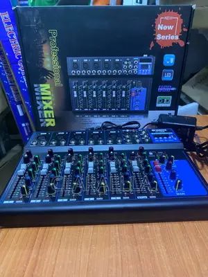 Professional 7 Channel Mixer