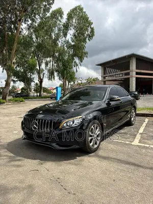 Mercedes-Benz C300 2015 Black