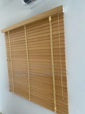 Custom-Made Window Blinds – Elegant Designs