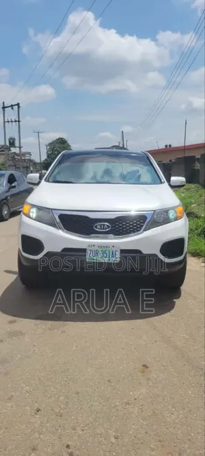 Kia Sorento EX 2011 White