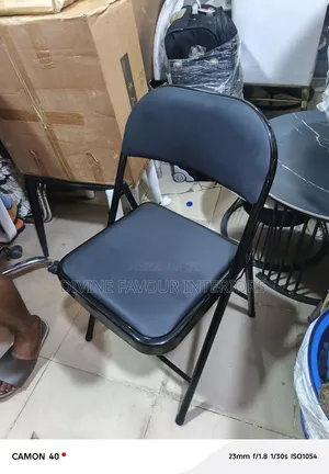 Foldable Chair With Leather Sit