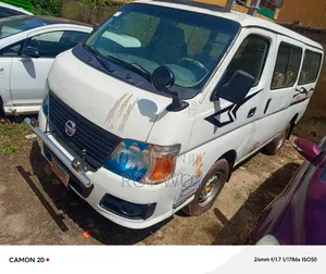 Nissan Caravan (Urvan) 1996 White