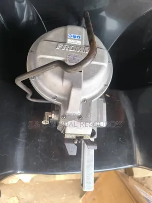 Air/Pneumatic 11⁄4" Strapping Machine (Fromm)