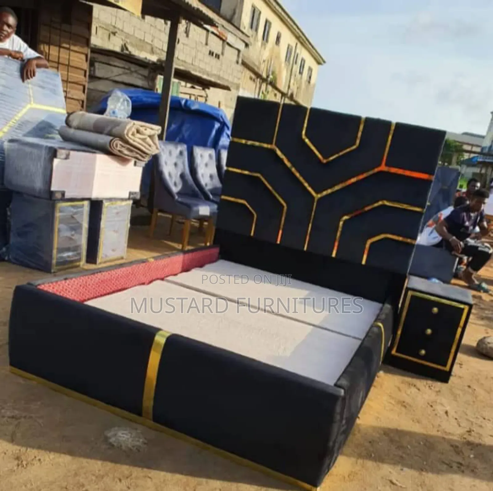 Quality 6 X 6ft High Back Rest Padded Bedframe.