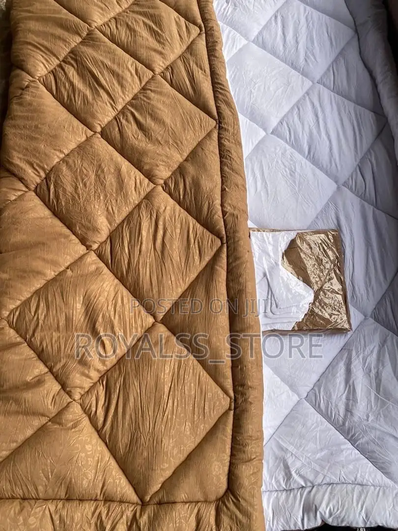 Reversible 2 Sided Design Duvet Set (6x6)