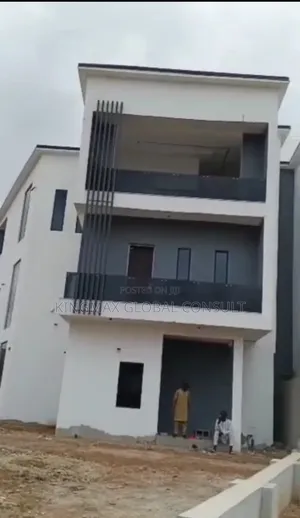 5bdrm Duplex in Wuye Abuja for sale