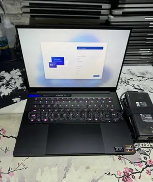New Laptop Razer Blade Pro 16GB AMD Ryzen 9 SSD 1T