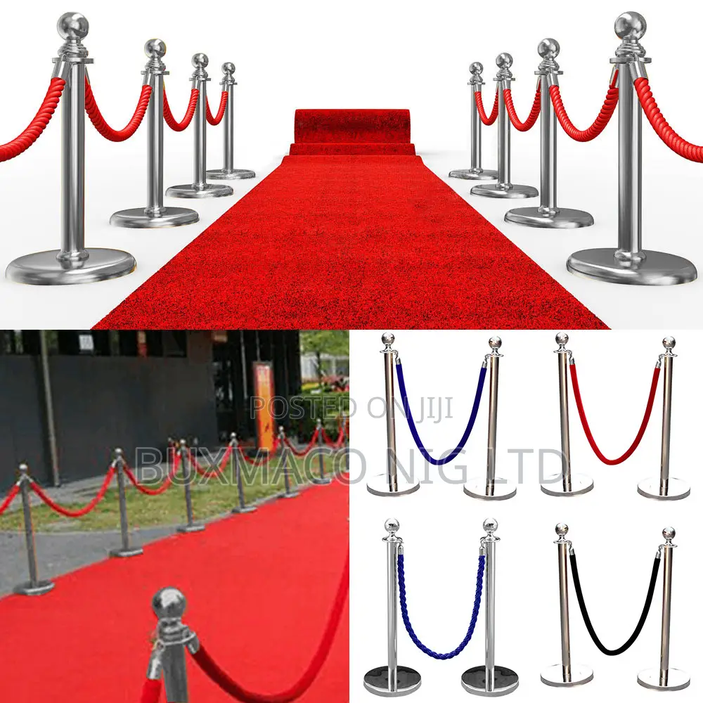 Crowd Control Guide With Ropes