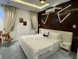 Lux 3 Bedroom Serviced Apartment, Shelter Extension
