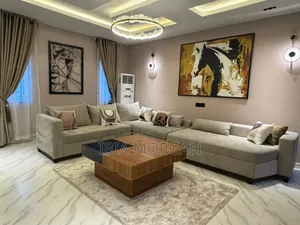 Lux 3 Bedroom Serviced Apartment, Shelter Extension