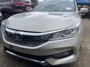 Honda Accord EX-L V-6 2dr Coupe FWD (3.5L 6cyl 6A) 2016 Gold