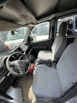 Daihatsu Hijet 2010 Silver