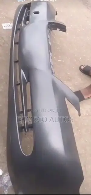 Front Bumper Es 350 2007 - 2009 Model