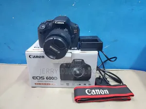 Canon Eos 600d With Lens 18-55mm