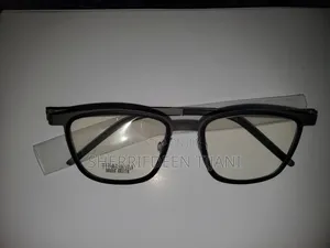 Screwless Pure Titanium Eyeglasses Frame