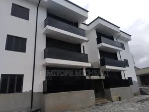 3bdrm Apartment in Wuse Zone for sale