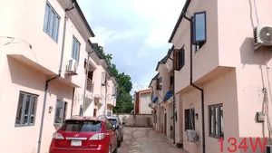 3bdrm Block of Flats in Housing Area U, Owerri for rent