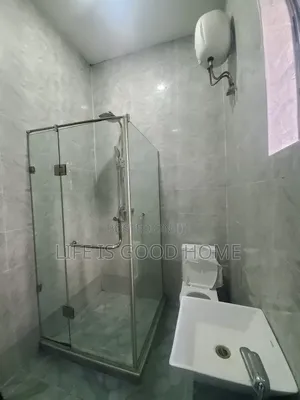 1bdrm Shared Apartment in Royal Pine, Chevron for rent