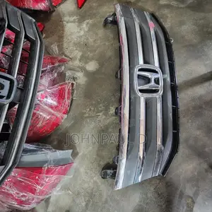 Front Grill Honda Odyssey 2013