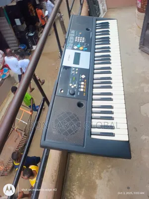 PSR E 223 Yamaha Keyboard