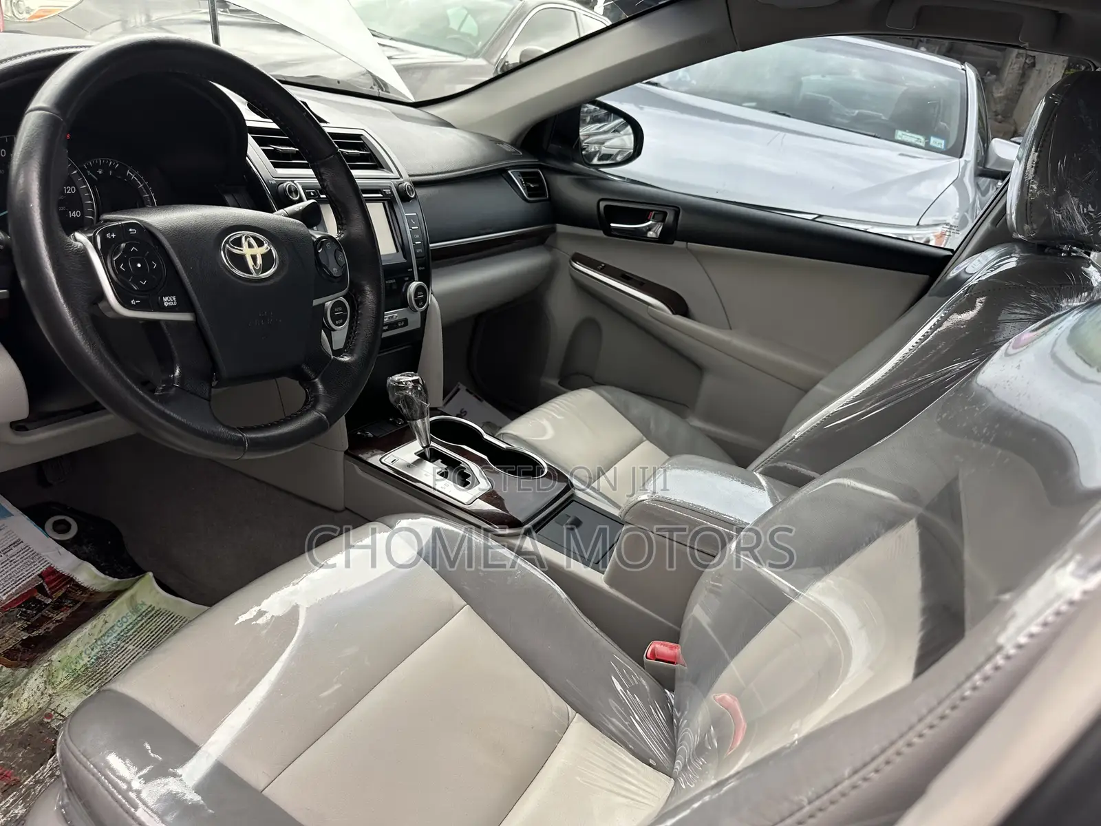 Toyota Camry 2014 Silver