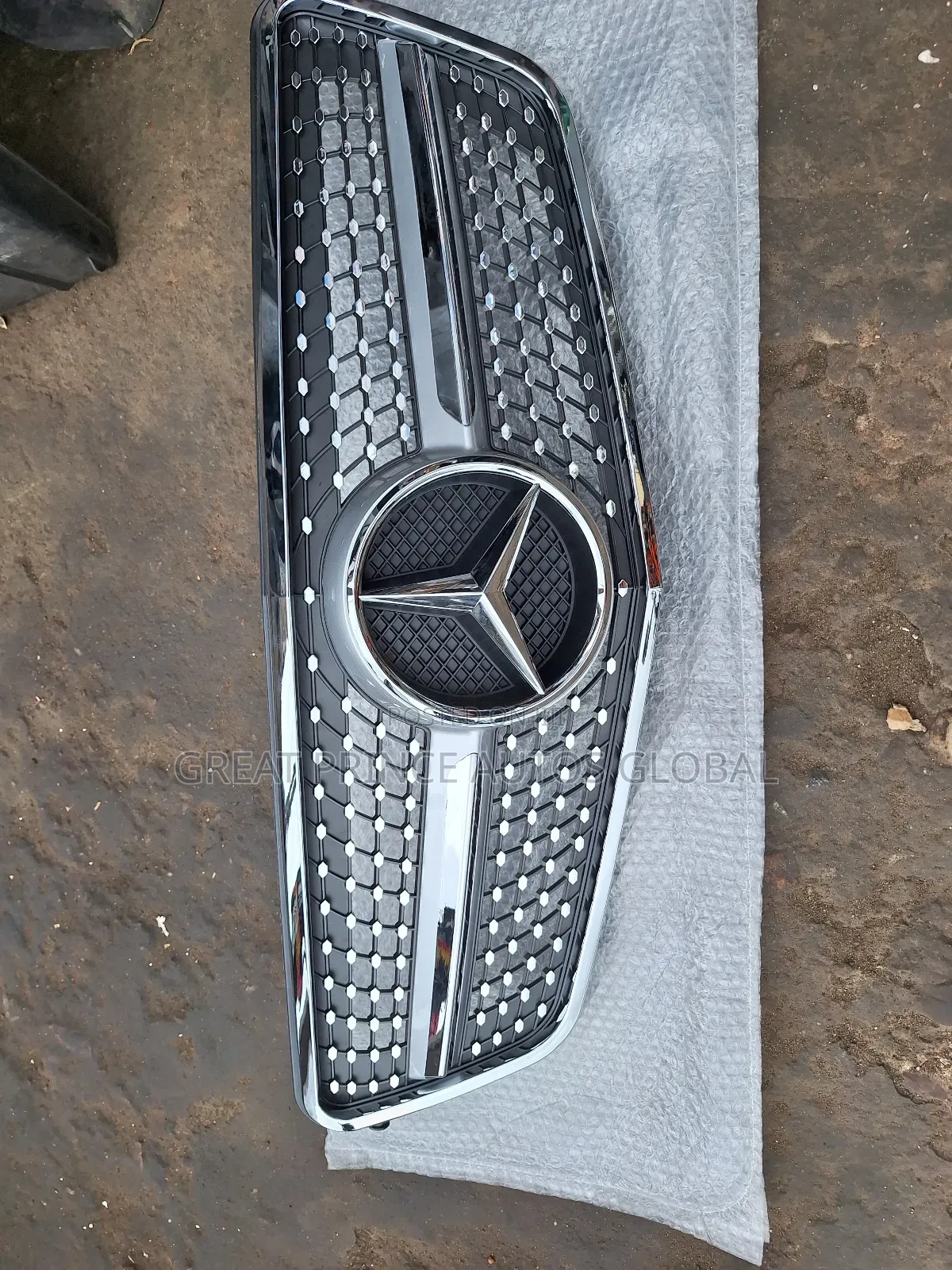 Front Grill 212 Diamond