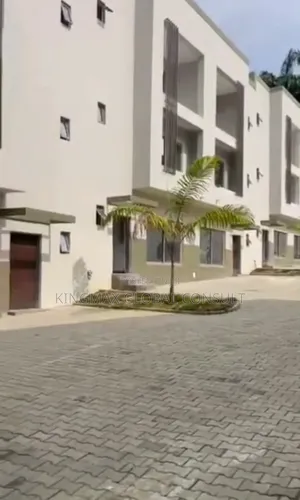 4bdrm Duplex in Maitama Abuja for sale