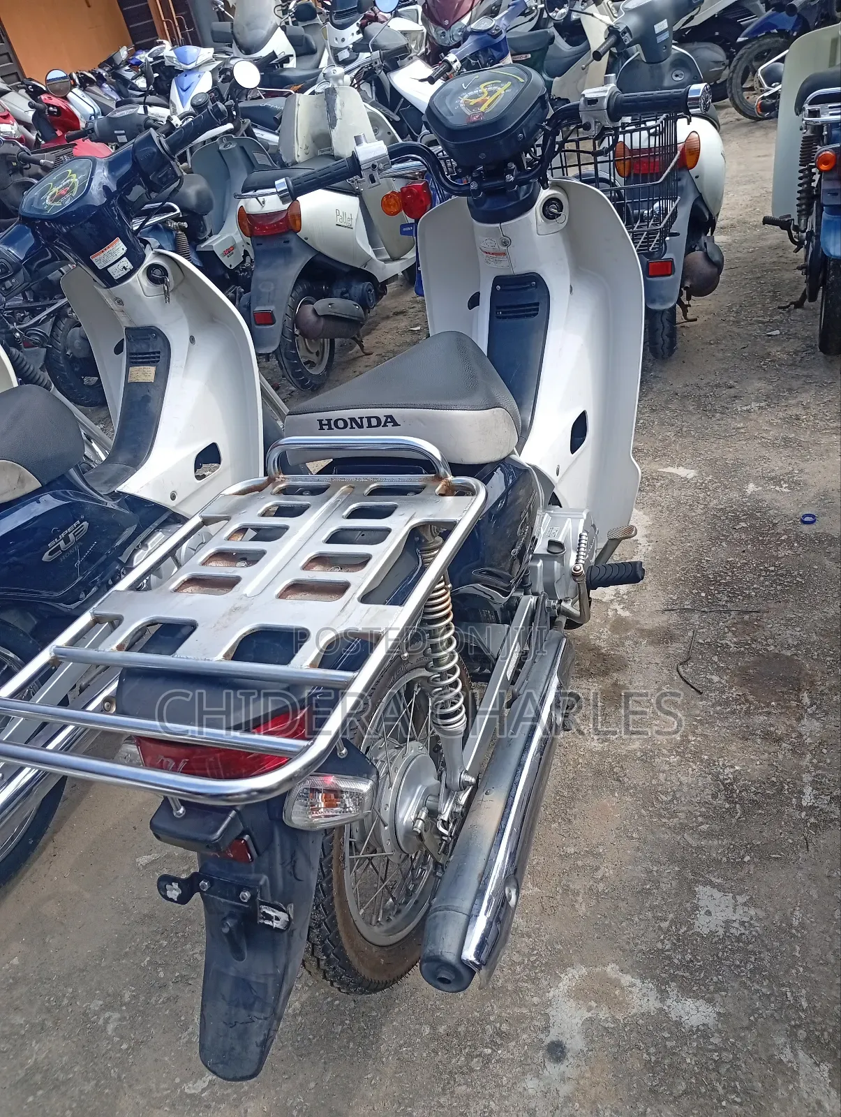 Honda CB 2015 Blue