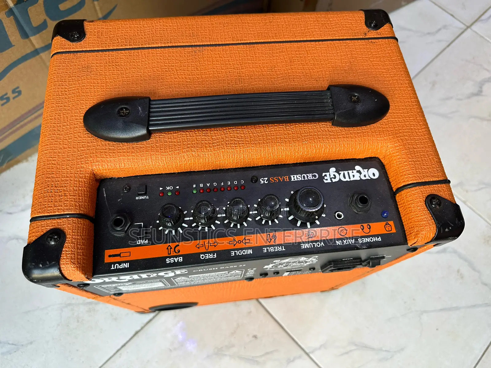 Quality Orange Crush Bass 25 Amplifier (Combo)