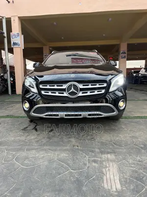 Mercedes-Benz GLA 250 2018 Black